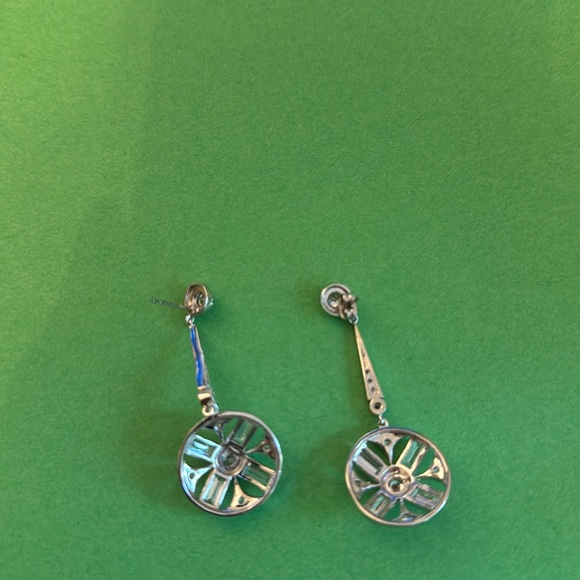 Pierced earrings - Picture 2 of 2